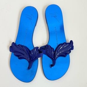 Giuseppe Zanotti Summer Metallic Blue Cruel Wing flat thong sandals EU 37